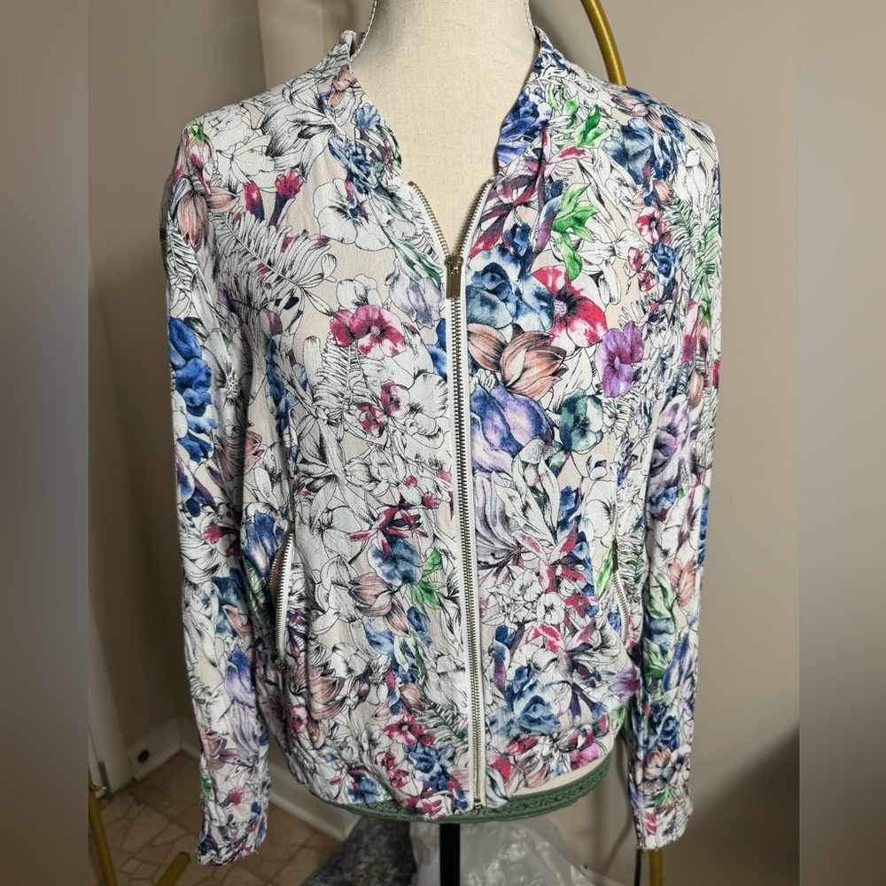 H&M white floral zip front bomber with gold zippers